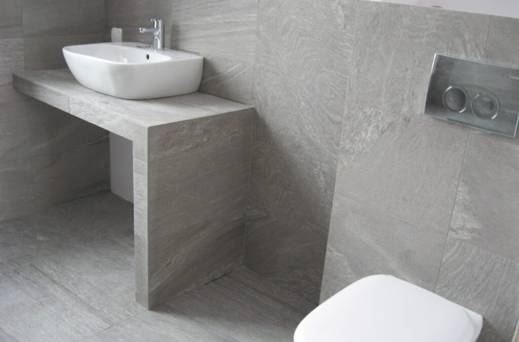 Łazienka z odpływem liniowym Gres