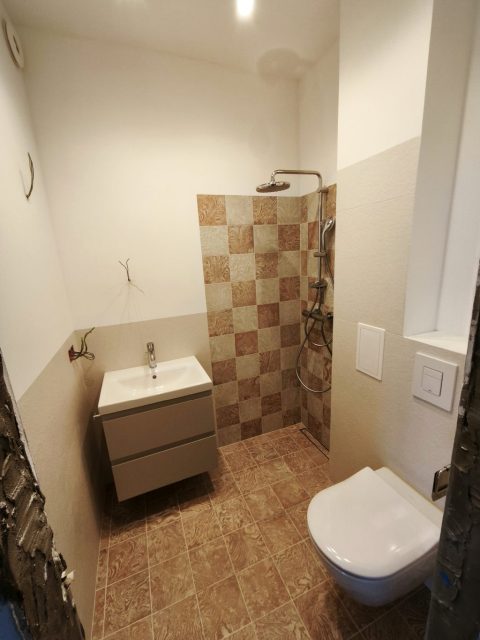 Mikro łazienka 1.6/m2 też może być fajna